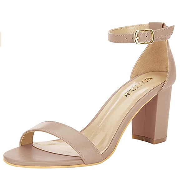 eunicer Shoes - NWOT Nude Chunky High Heel Sandals w/ Ankle Strap